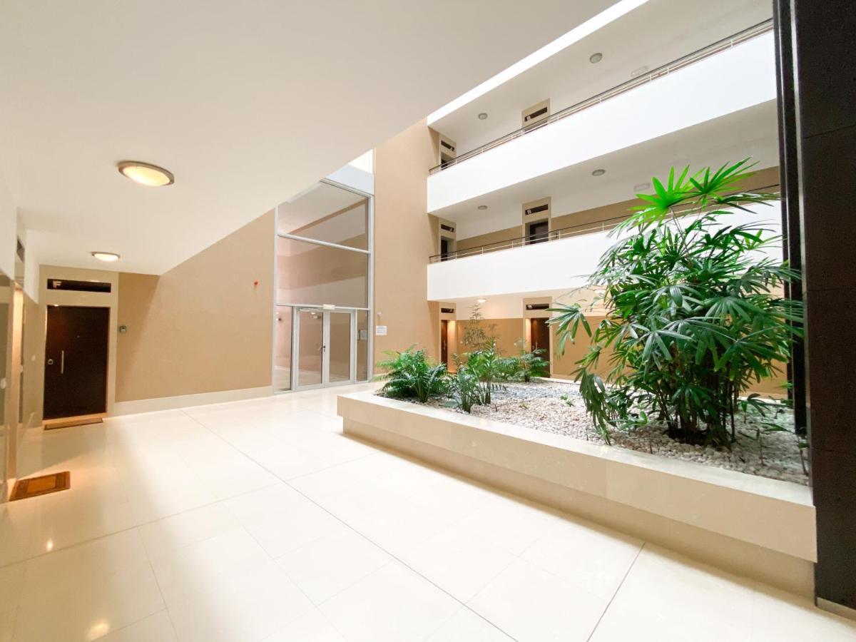 Luxury Condominium Apartment With Swimming Pool #1903 ลากอส ภายนอก รูปภาพ